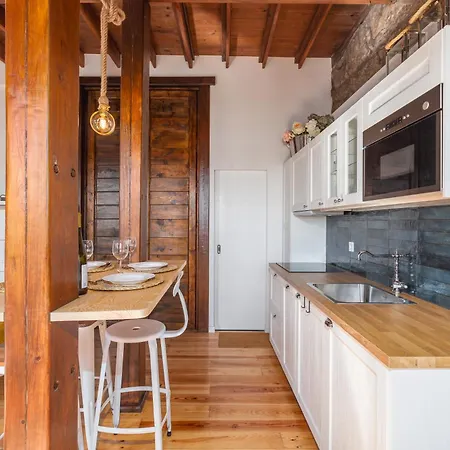 4 Pessoas No Appartement *